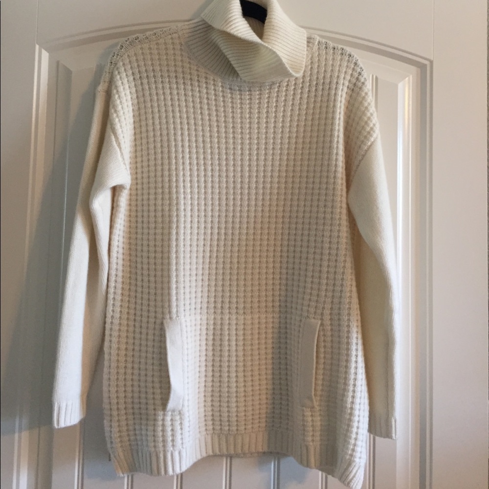 💯 % Talbots Cashmere Sweater